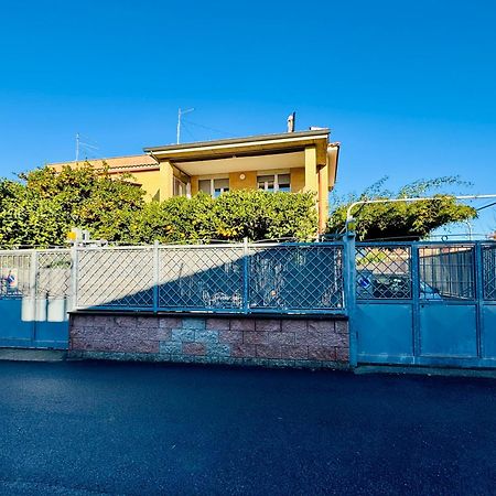 Fil Rouge Hotel Ciampino Exterior photo