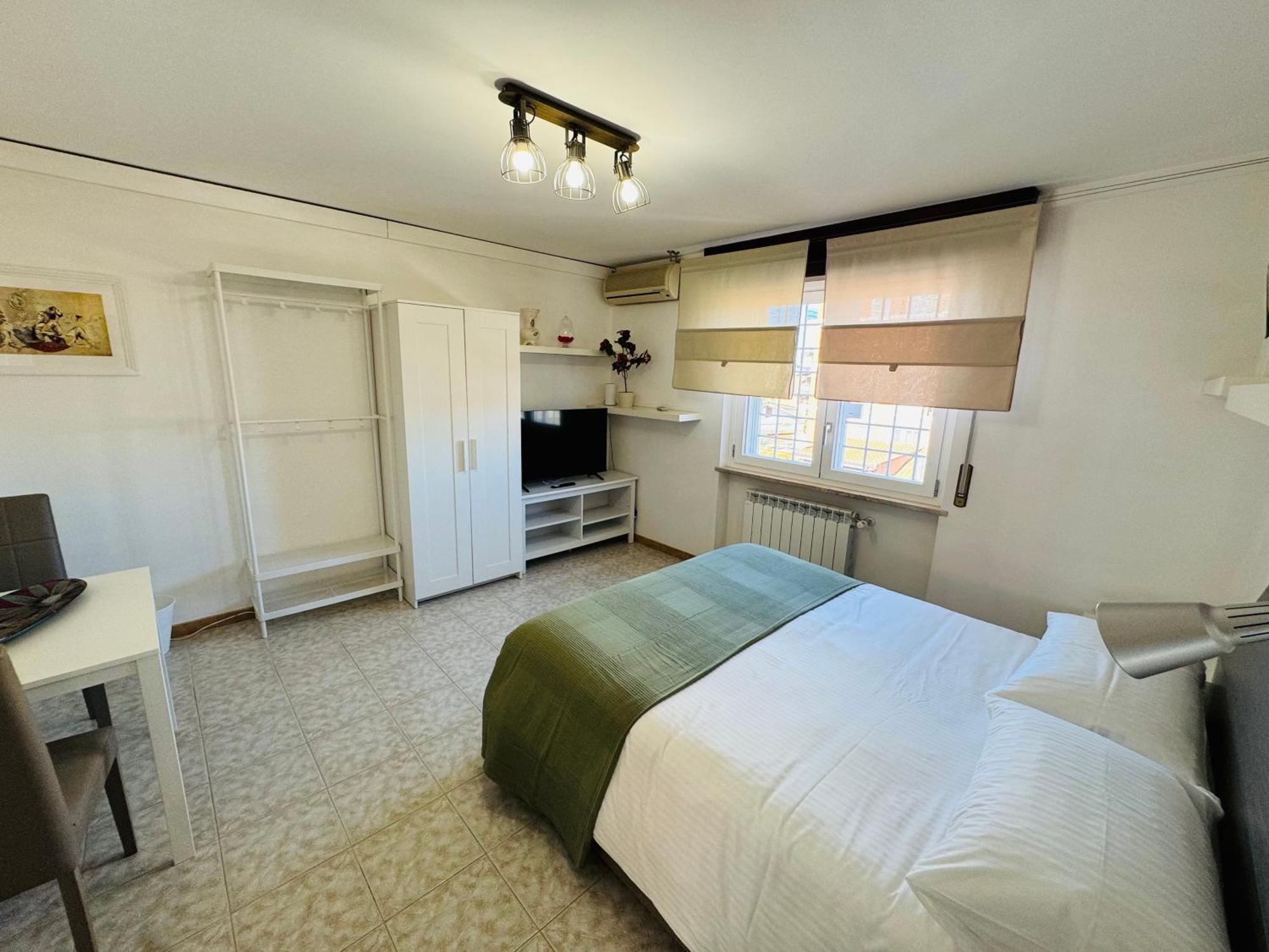 Fil Rouge Hotel Ciampino Exterior photo